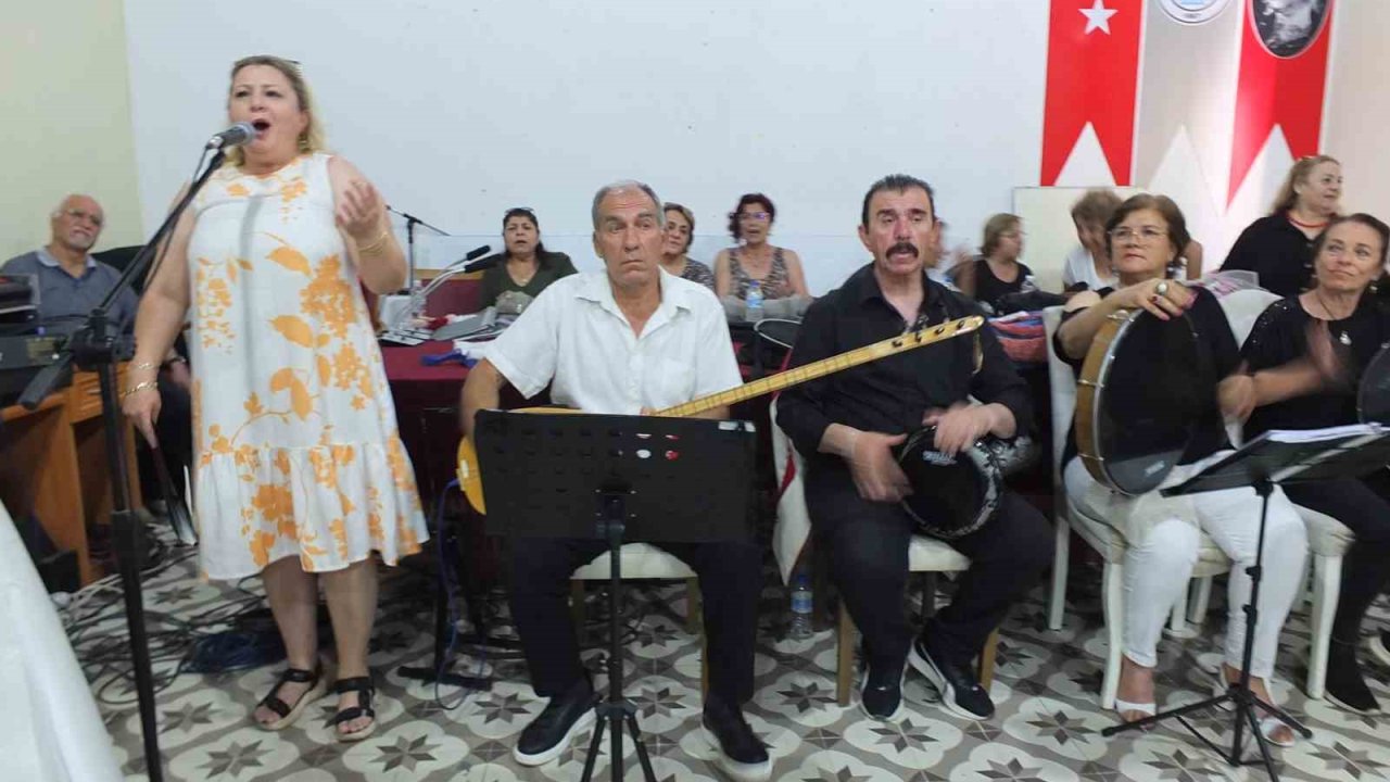 Balıkesir’de, Edremitli amatörler Burhaniyelileri coşturdu