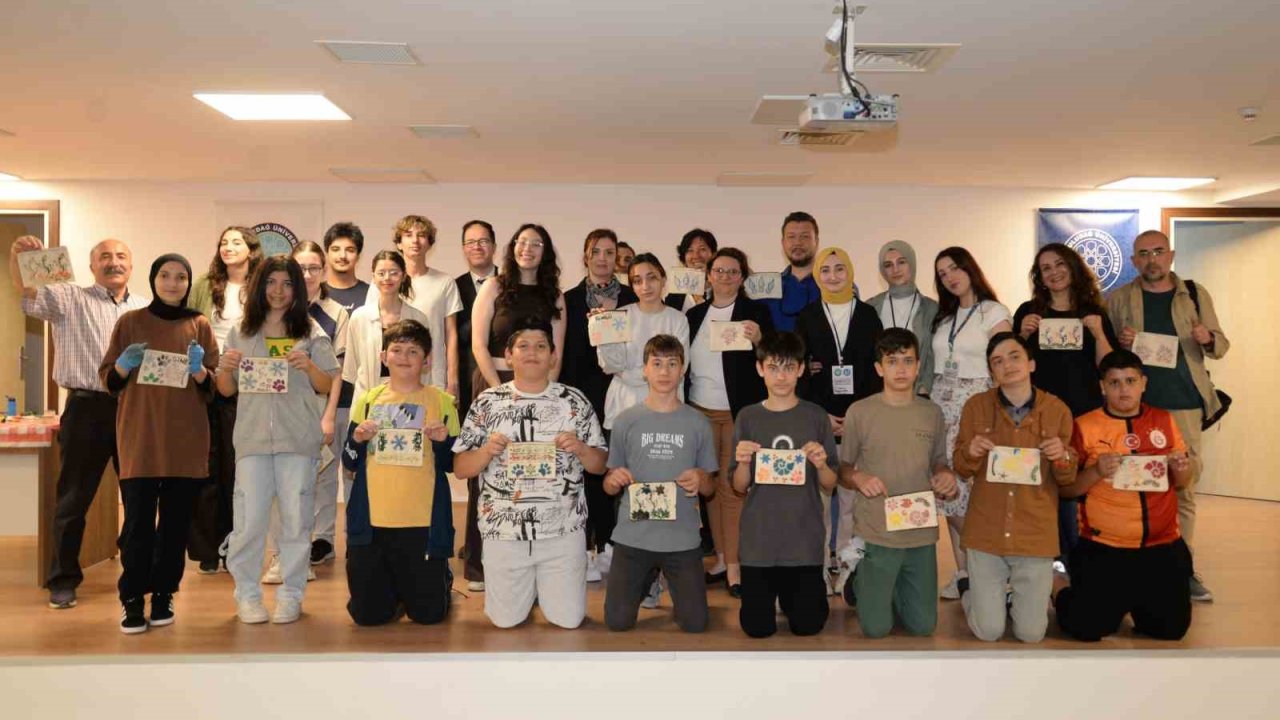 "Senin de Üniversiten" projesinin ilk konukları işitme engelli minikler oldu