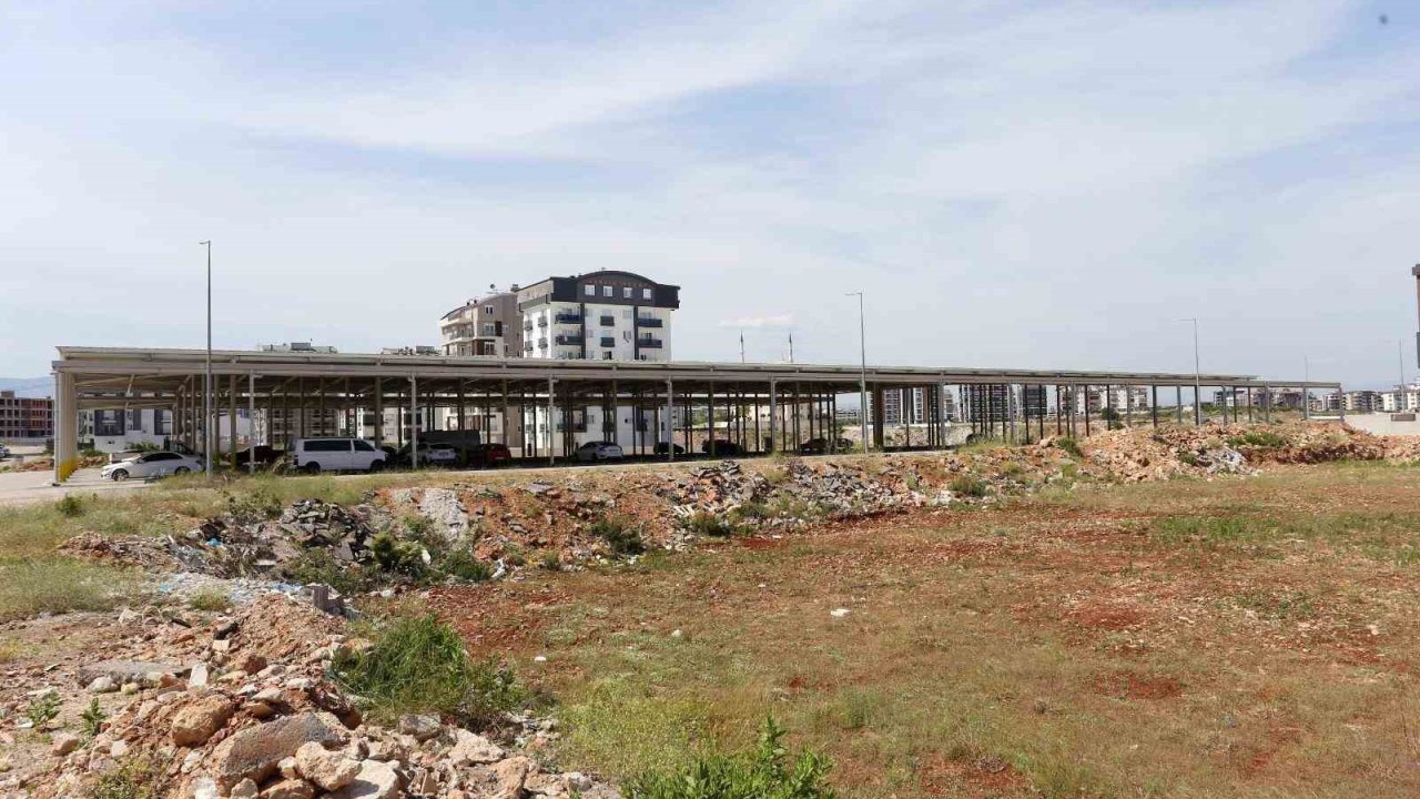 Çankaya Mahallesi’ne ilk kapalı pazar açılış için gün sayılıyor