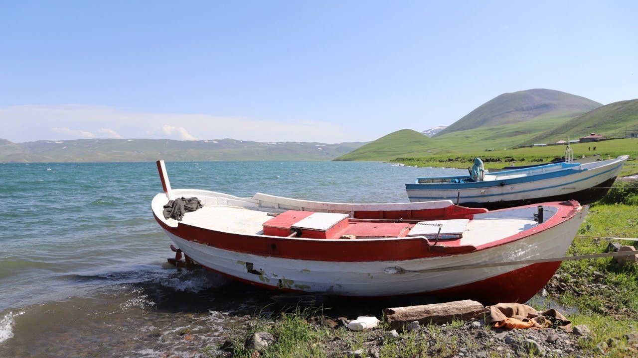 Balık Gölü Doğal Güzelliğiyle İlgi Çekiyor