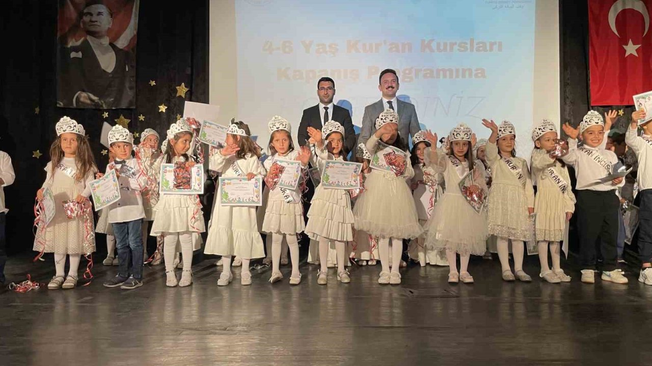 4-6 yaş Kur’an kursu öğrencilerinden yılsonu etkinliği