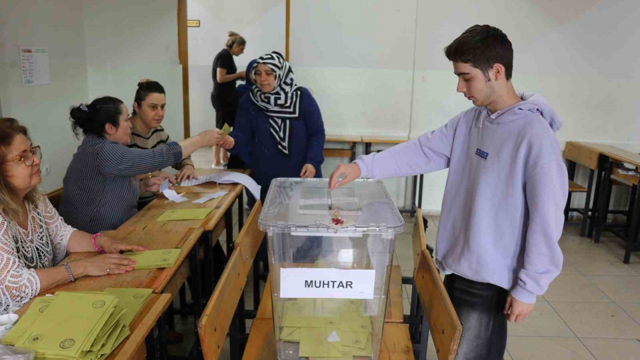 Selçukbey Mahallesi’nde muhtarlık seçimi sürüyor