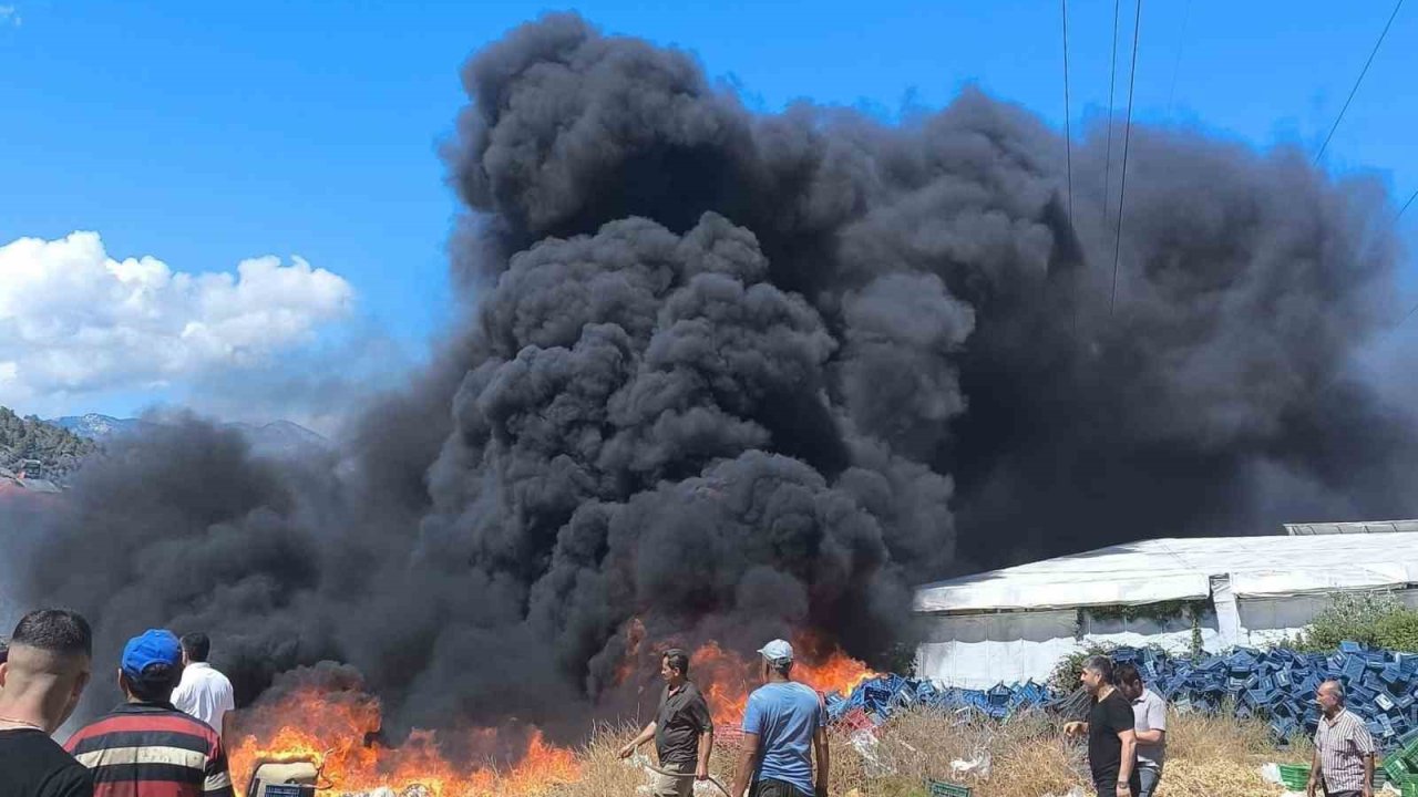 Bozyazı’da korkutan yangın