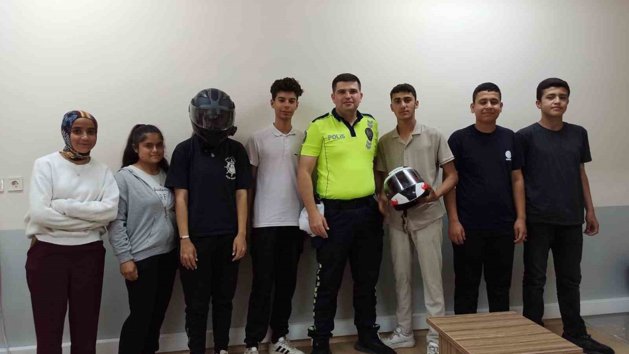 Karacasu’da öğrencilere trafik bilinci eğitimi verildi