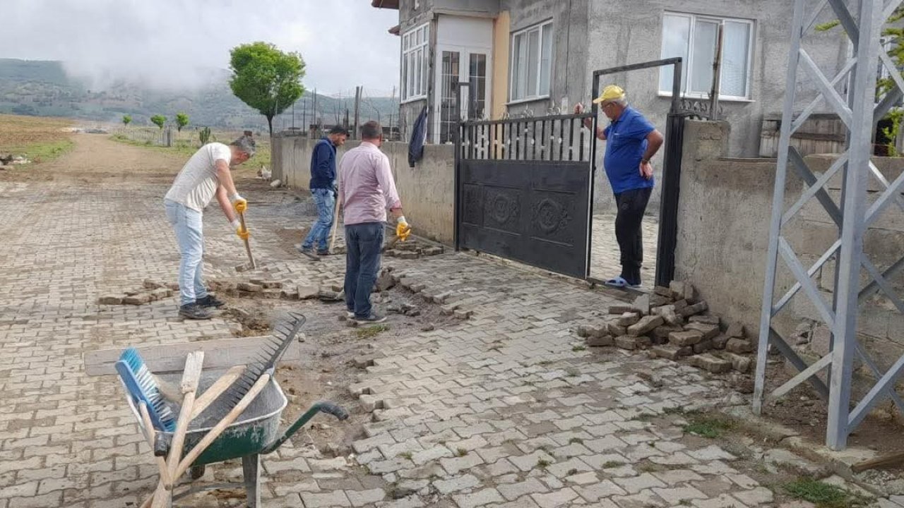 Özükavak Belediyesi çevre düzenleme çalışmalarını sürdürüyor