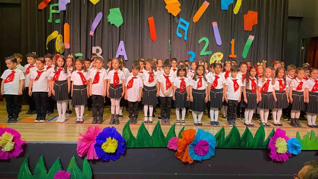 Doğa Koleji’nde 1. sınıflar için okuma bayramı ve yılsonu etkinliği düzenlendi