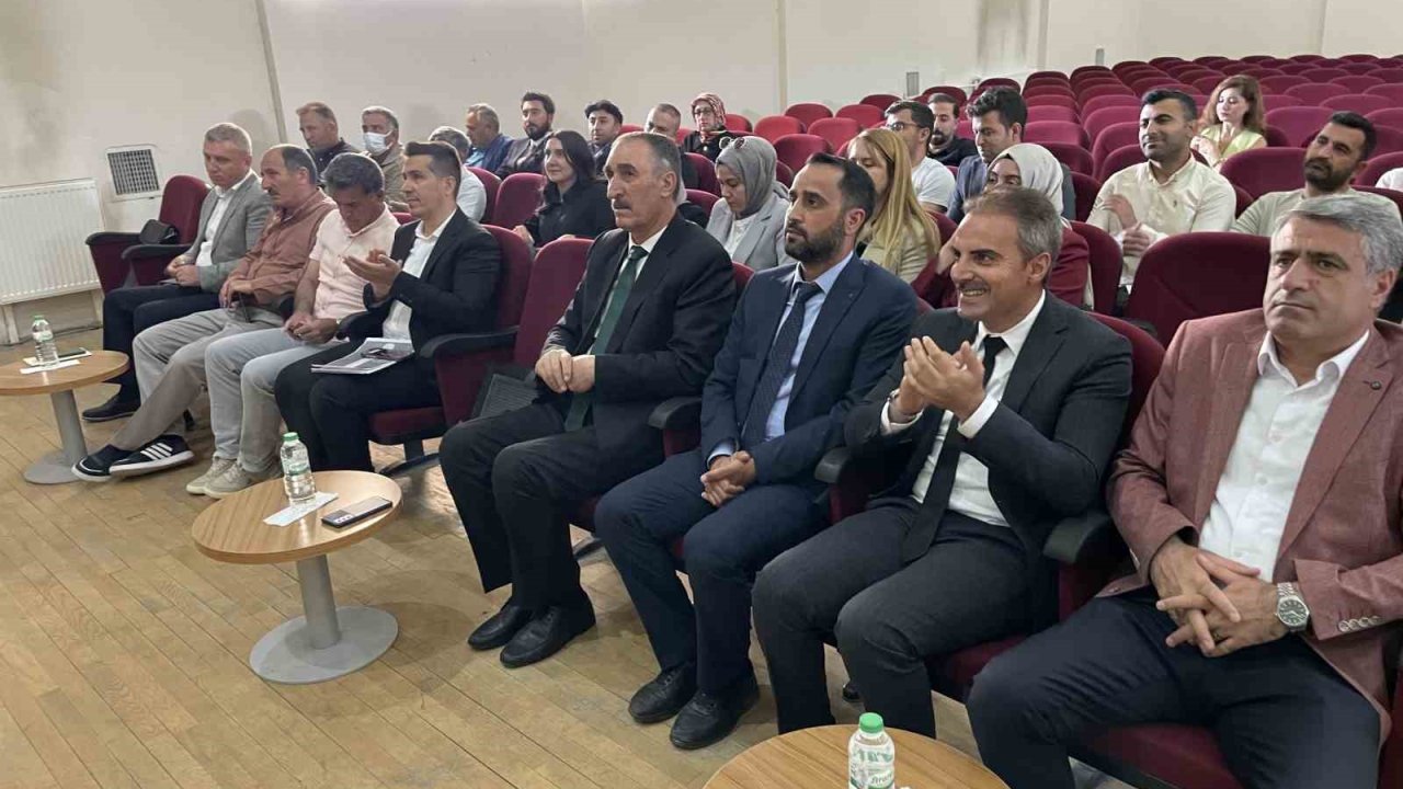 Malazgirt’te yılsonu değerlendirme toplantısı yapıldı