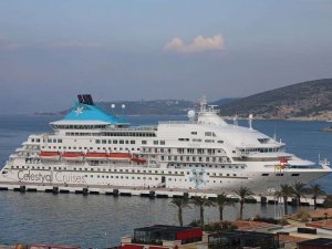 Kuşadası Limanı’nda tüm zamanların Aralık ayı rekoru bekleniyor