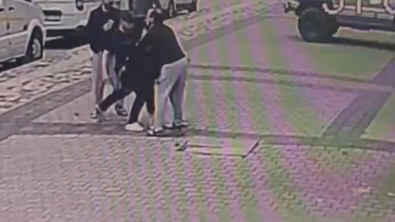 Eve giren şahsa meydan dayağı