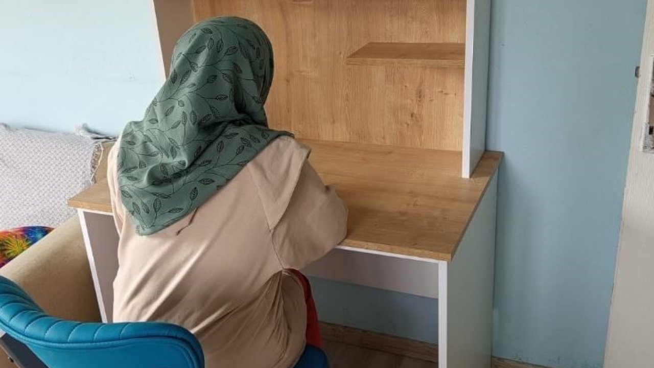 Vezirköprü SYDV’den eğitimde fırsat eşitliğine katkı: "Evimizin sıcak köşesinde her masa, bir sınıf"