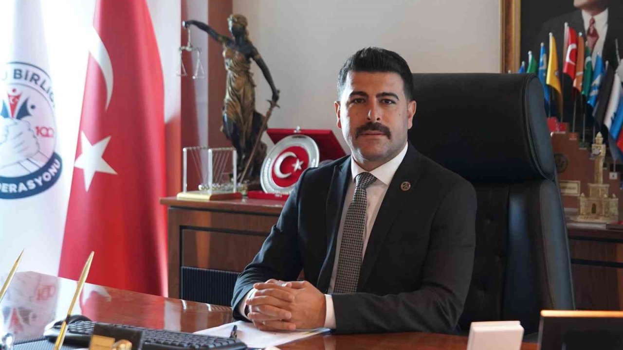 Kamu Birliği Konfederasyonu Genel Başkanı Kaya: "Ek zam ve bayram ikramiyesi şarttır"