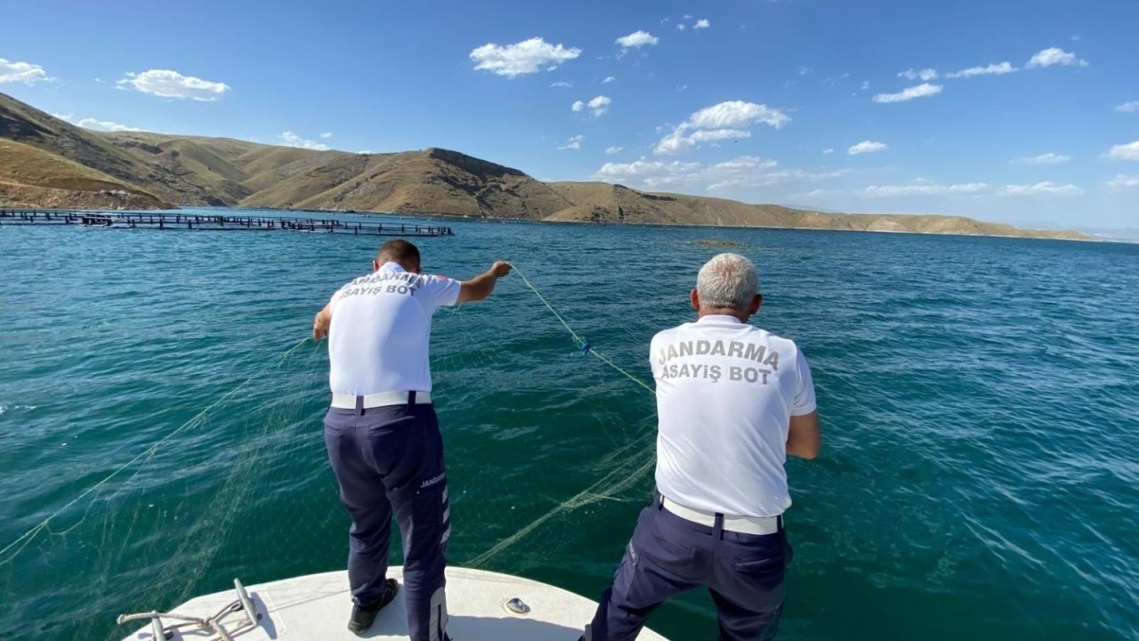 Elazığ’da kaçak avlanan 65 kilo balık ele geçirildi