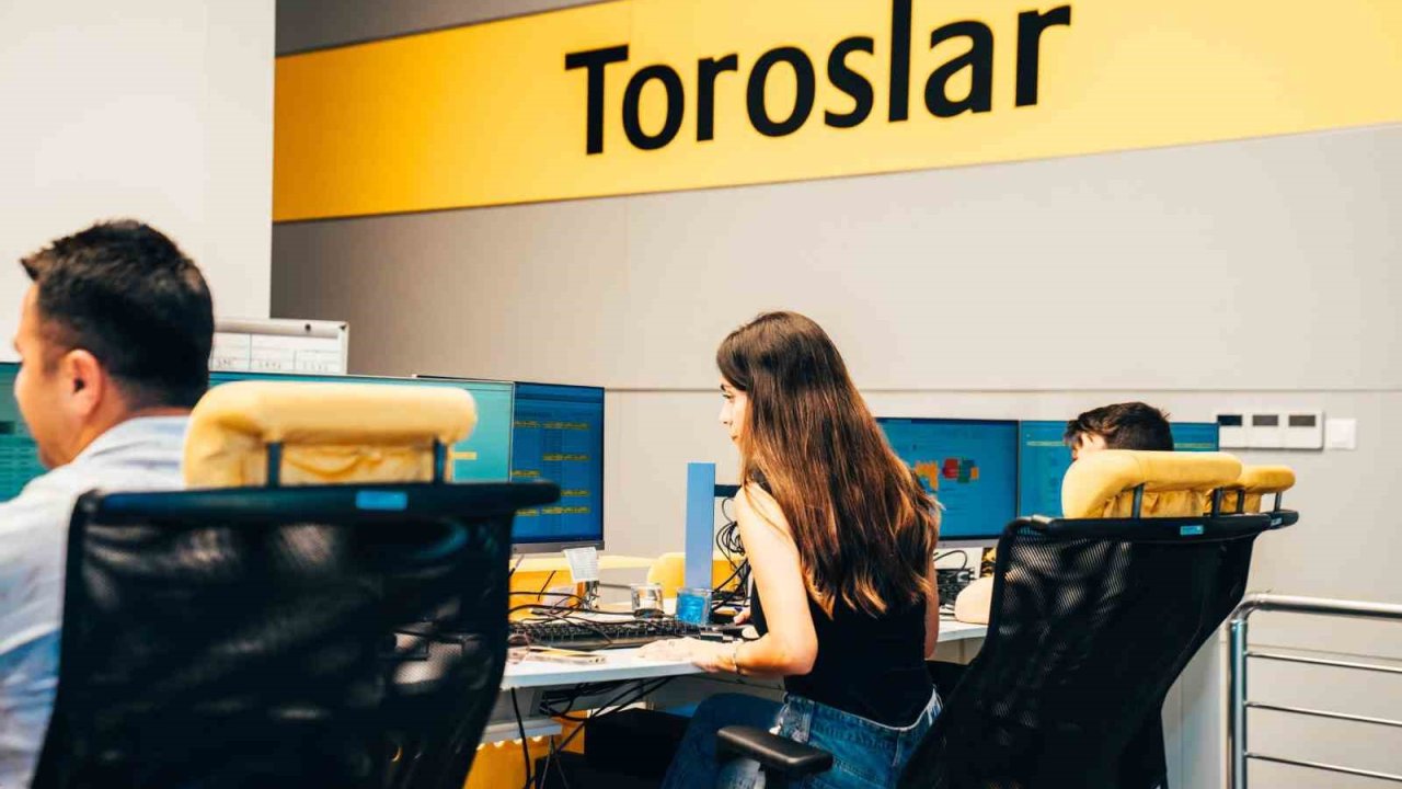 Toroslar EDAŞ Mersin’in enerji altyapısını güçlendirmeye devam ediyor