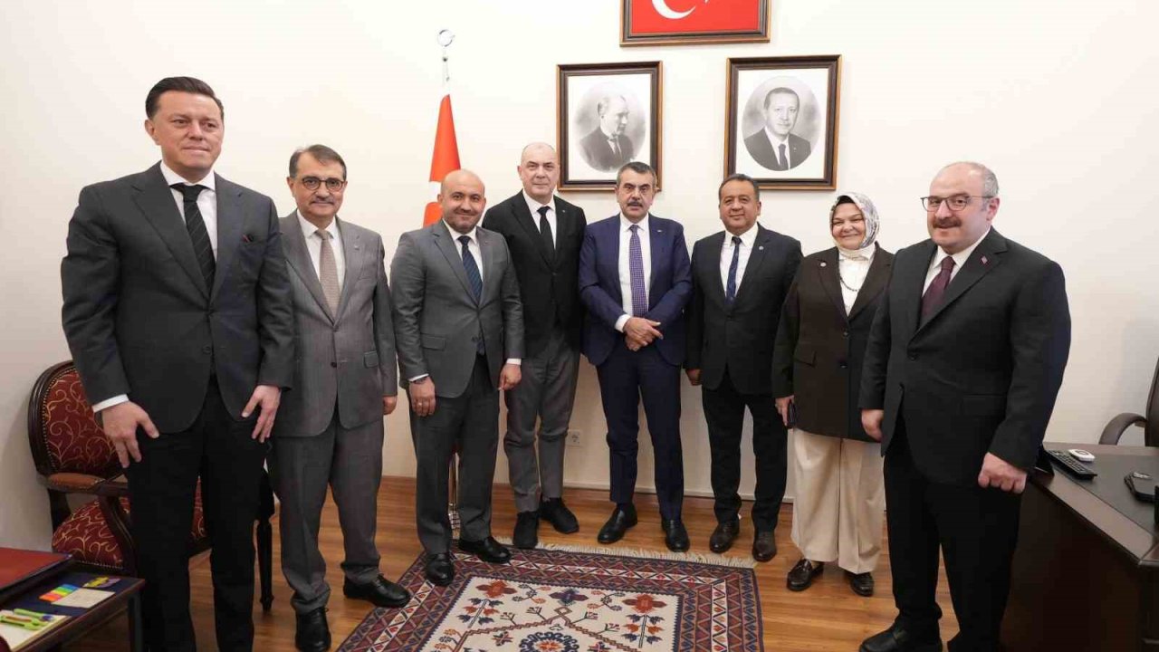 ESO’dan Milli Eğitim Bakanı Dr. Yusuf Tekin’e ziyaret