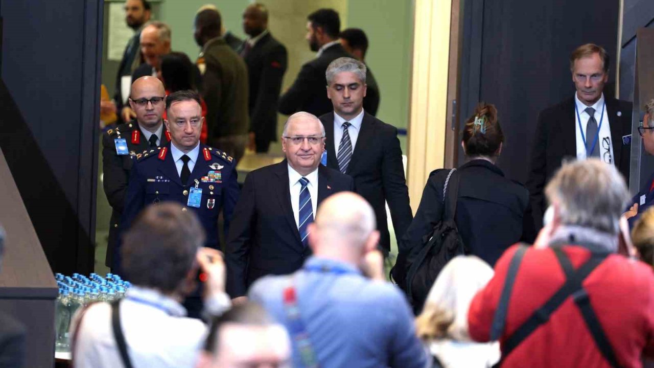 Milli Savunma Bakanı Güler, NATO Savunma Bakanları Toplantısı’na katıldı