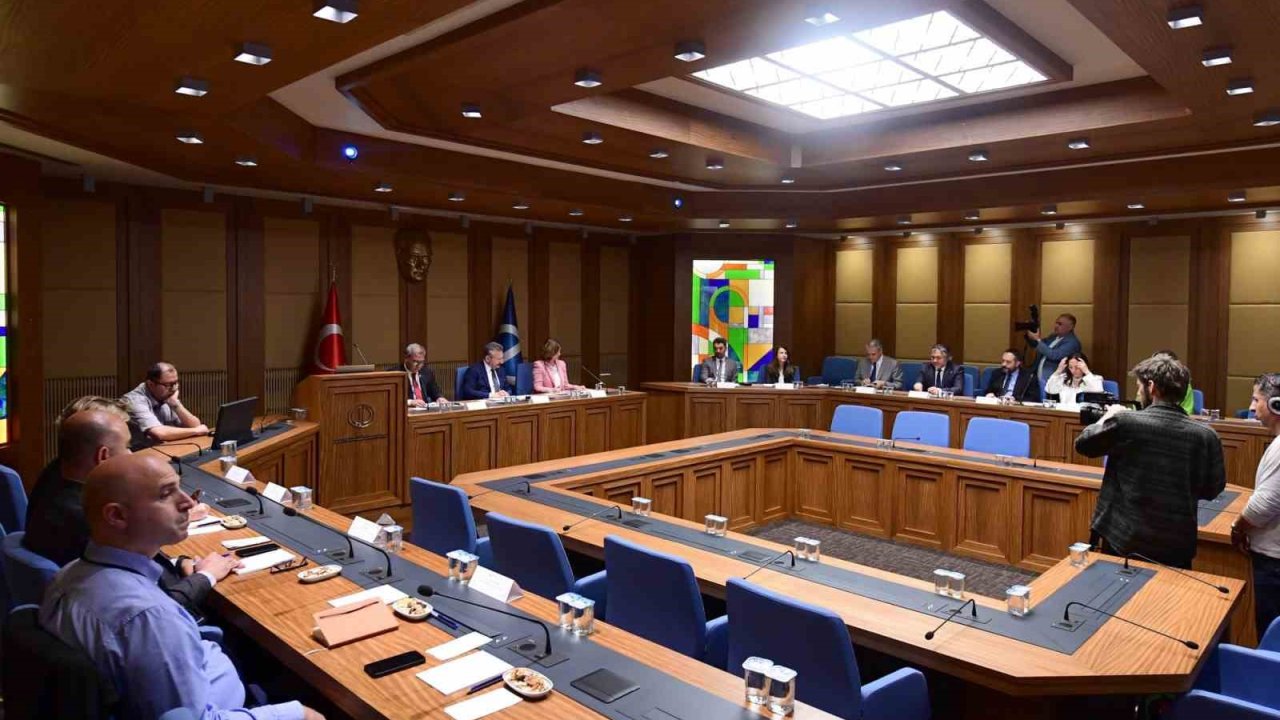 Anadolu Üniversitesi Dış Danışma Kurulu Toplantısı gerçekleştirildi