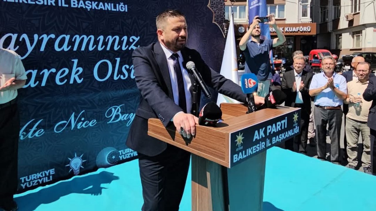 AK Parti Balıkesir Teşkilatının Bayram coşkusu meydana sığmadı