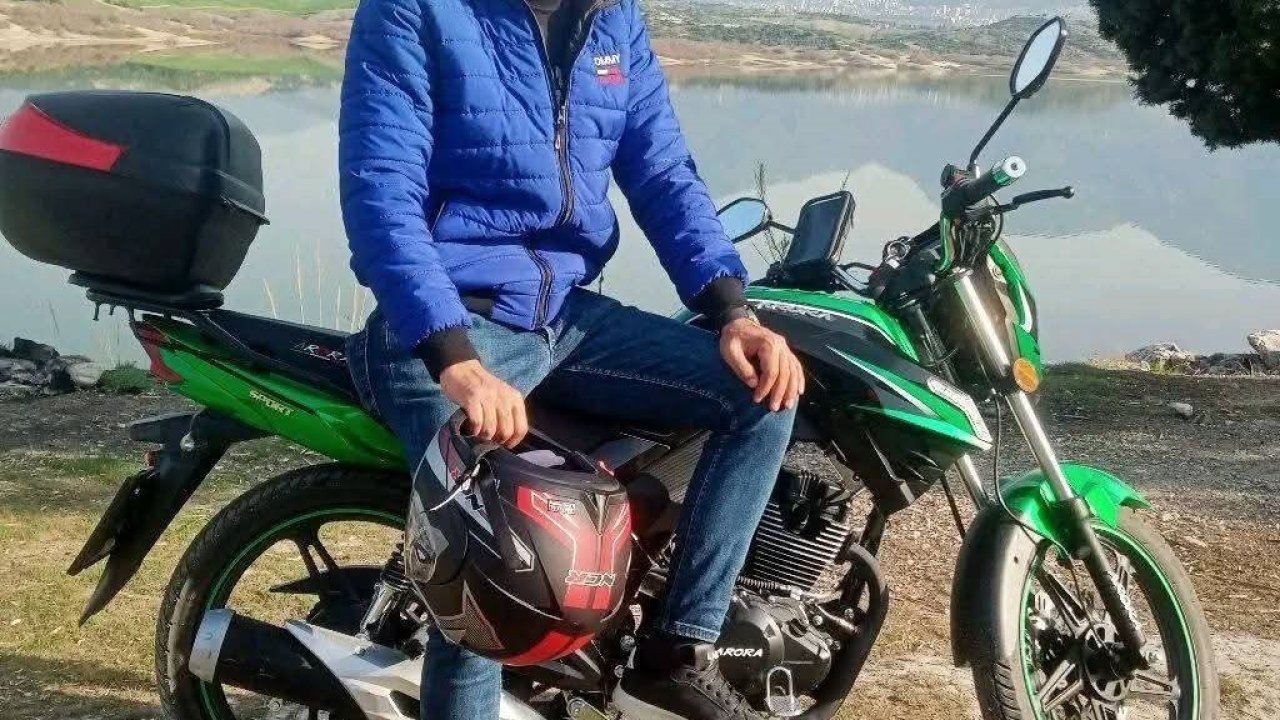 Bariyerlere çarpan genç motosiklet sürücüsü hayatını kaybetti