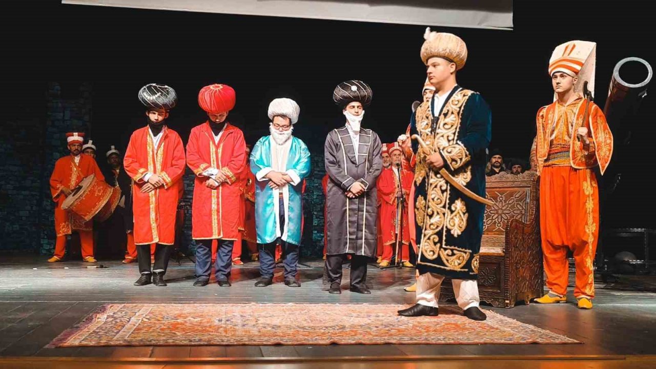 Öğrencilerden İstanbul’un fethi tiyatrosu