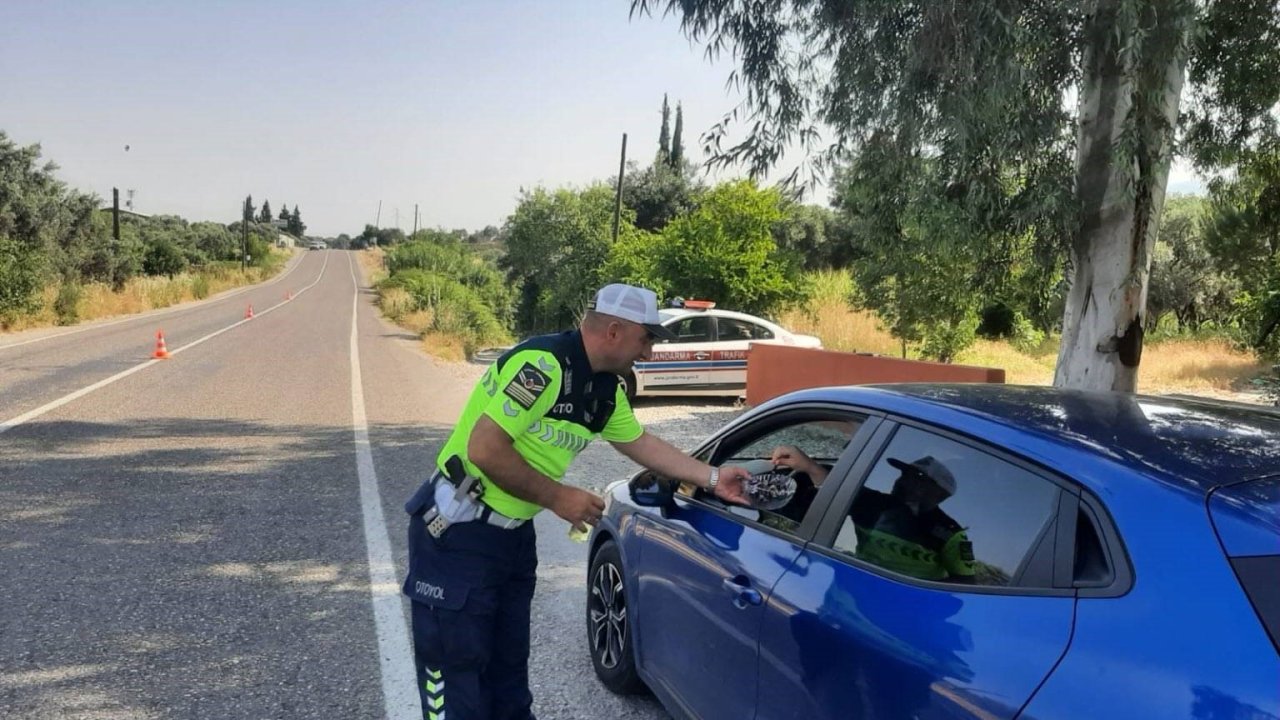 Jandarma’dan bayramda trafik bilgilendirmesi
