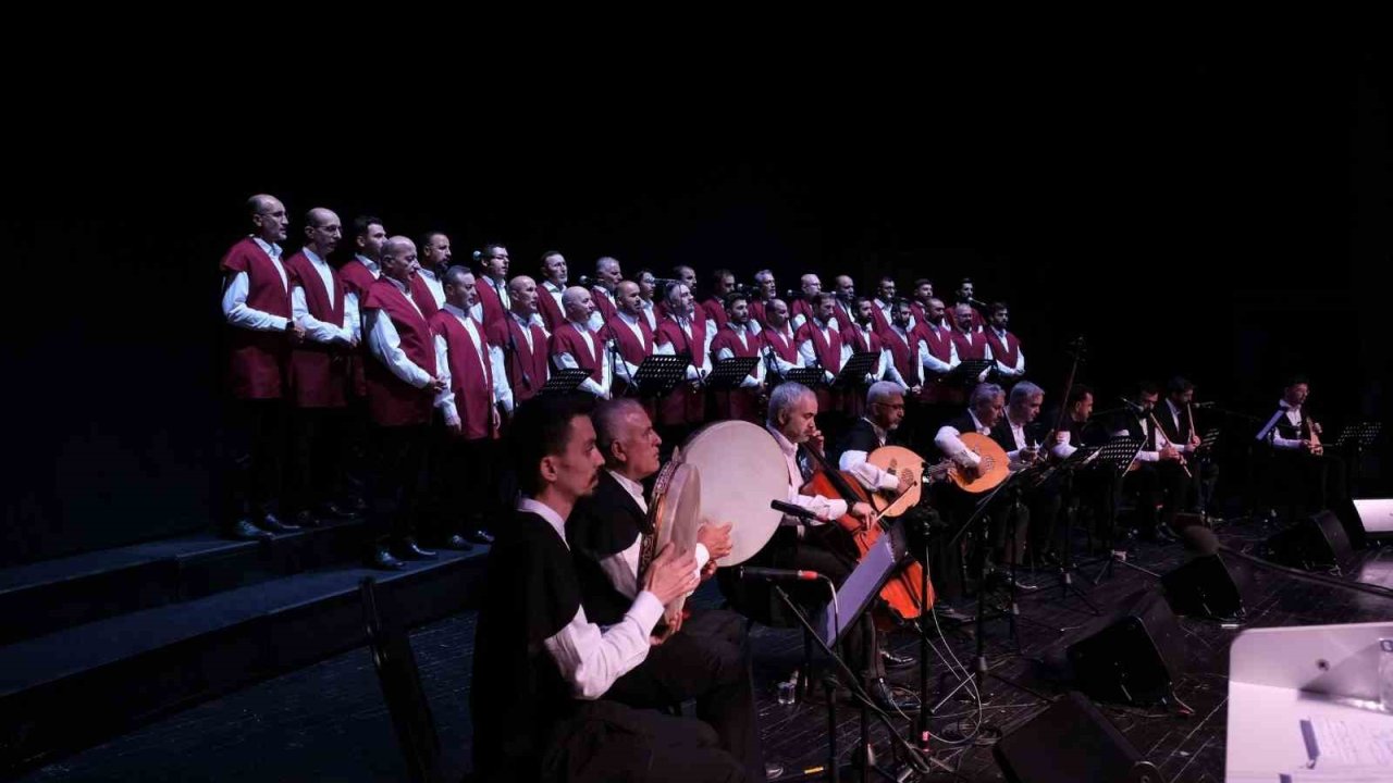 Bu konserde gönüller ilahi aşkla doldu