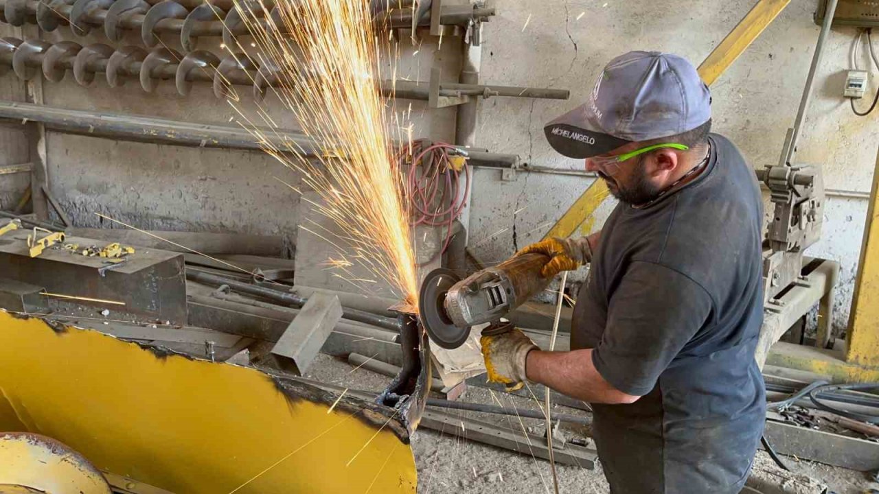 Ülkenin dört bir yanından gelen biçerdöverler Yerköy’de bakım ve onarımdan geçiyor