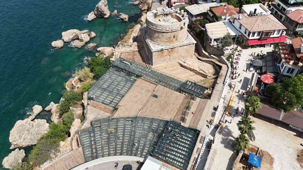 Hıdırlık Kulesi Seyir Terası projesi sona yaklaştı
