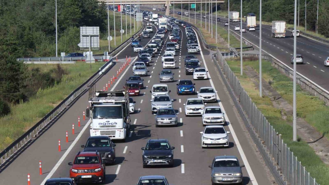 Bolu geçişinde yoğun trafik