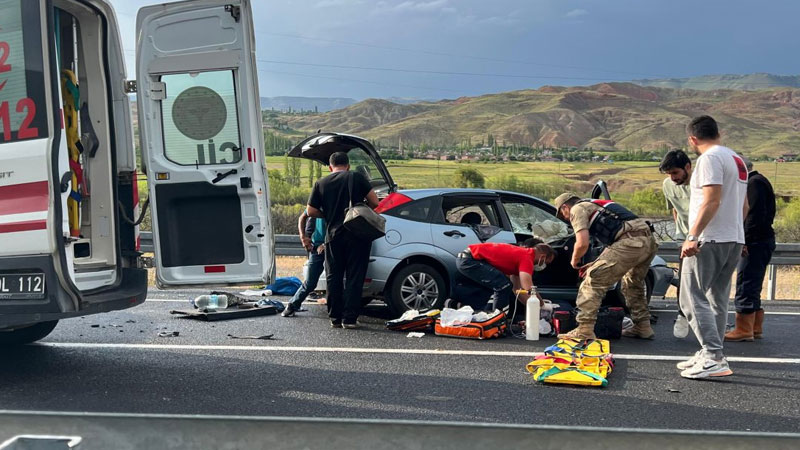 Kars - Kağızman karayolunda Kaza: 1 Ölü, 2 Ağır Yaralı