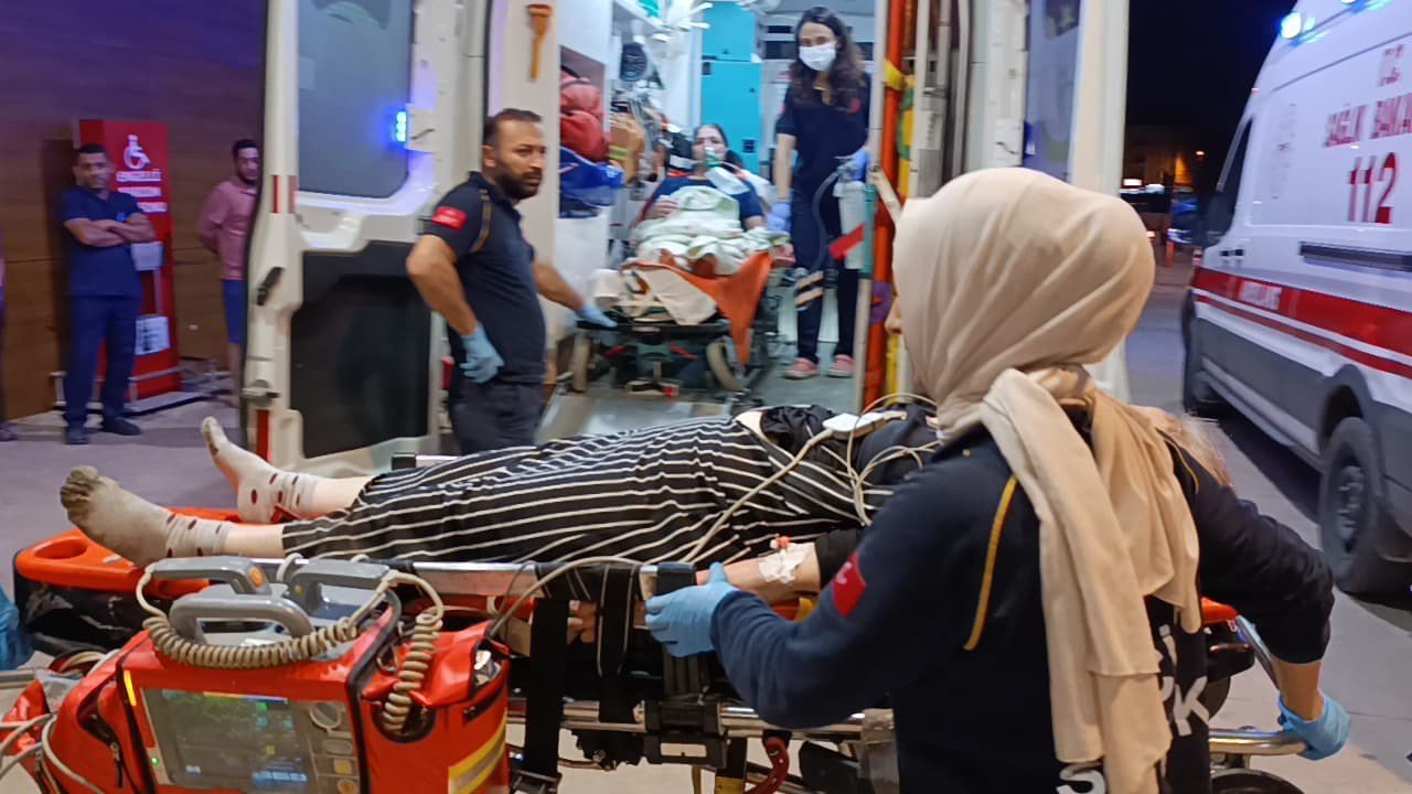 Üst geçidi kullanmayan kadın otobüsün çarpmasıyla ağır yaralandı