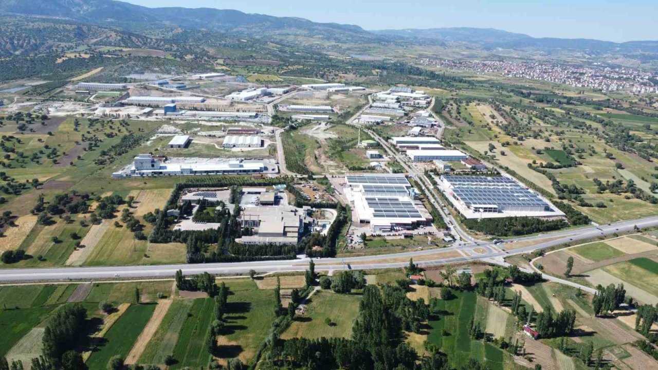 Gediz sanayide de yıldızlaşıyor, 4 bin kişilik istihdam kapısı açılıyor