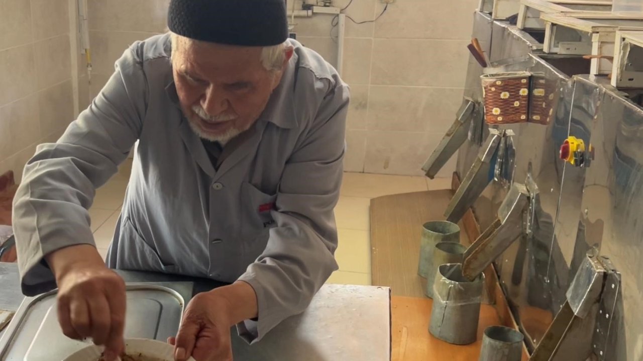 Bayram Usta’dan asırlık lezzet mesaisi