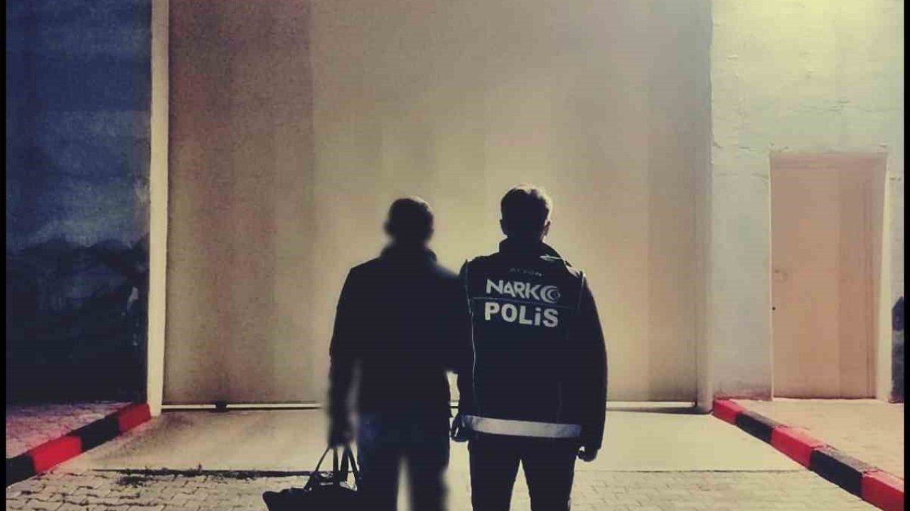 Aranan şahıs polis tarafından yakalandı