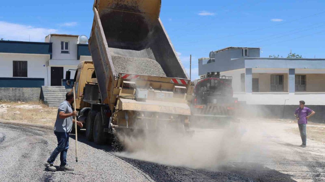 Bozova’da vatandaşın yol talebine çözüm