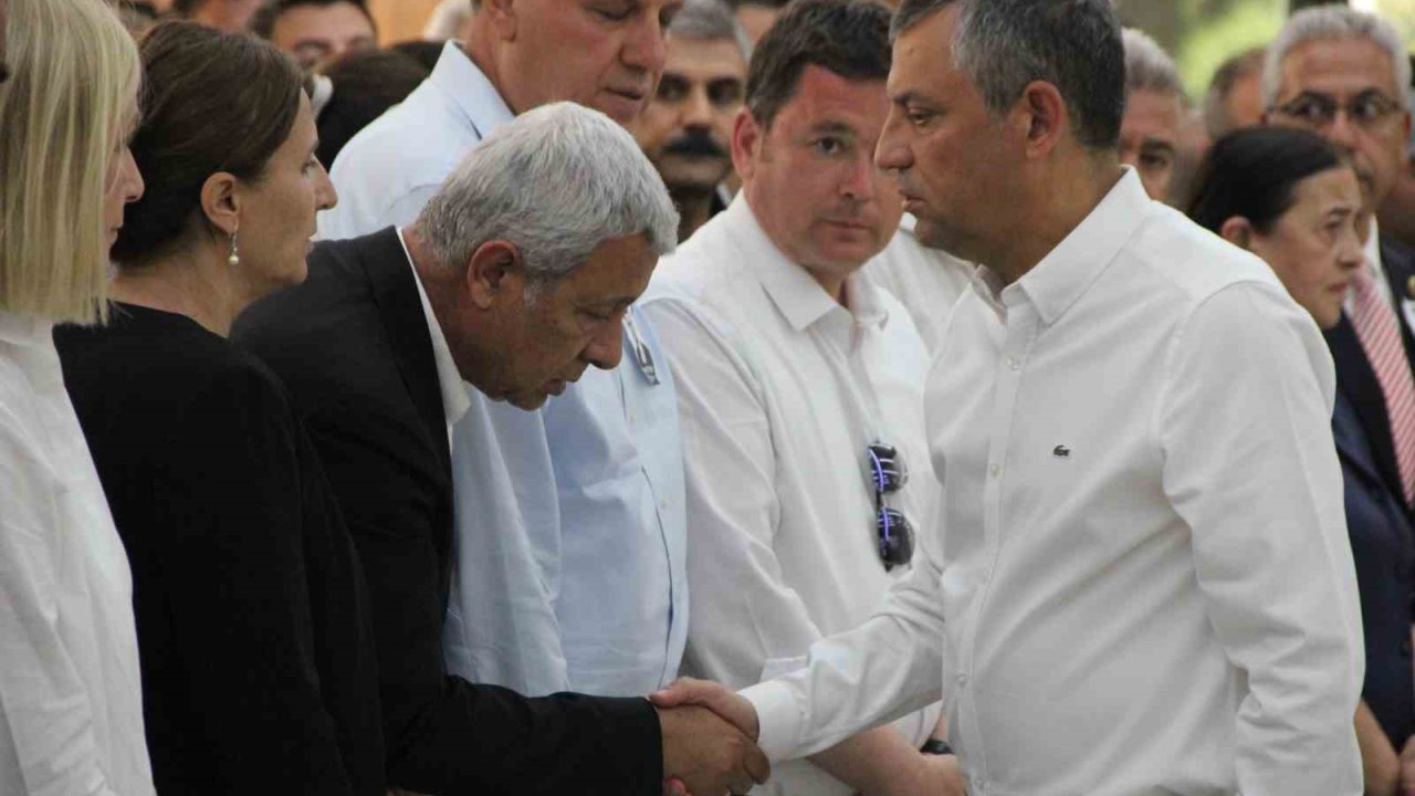 Ferdi Zeyrek için taziye kabulüne başlandı