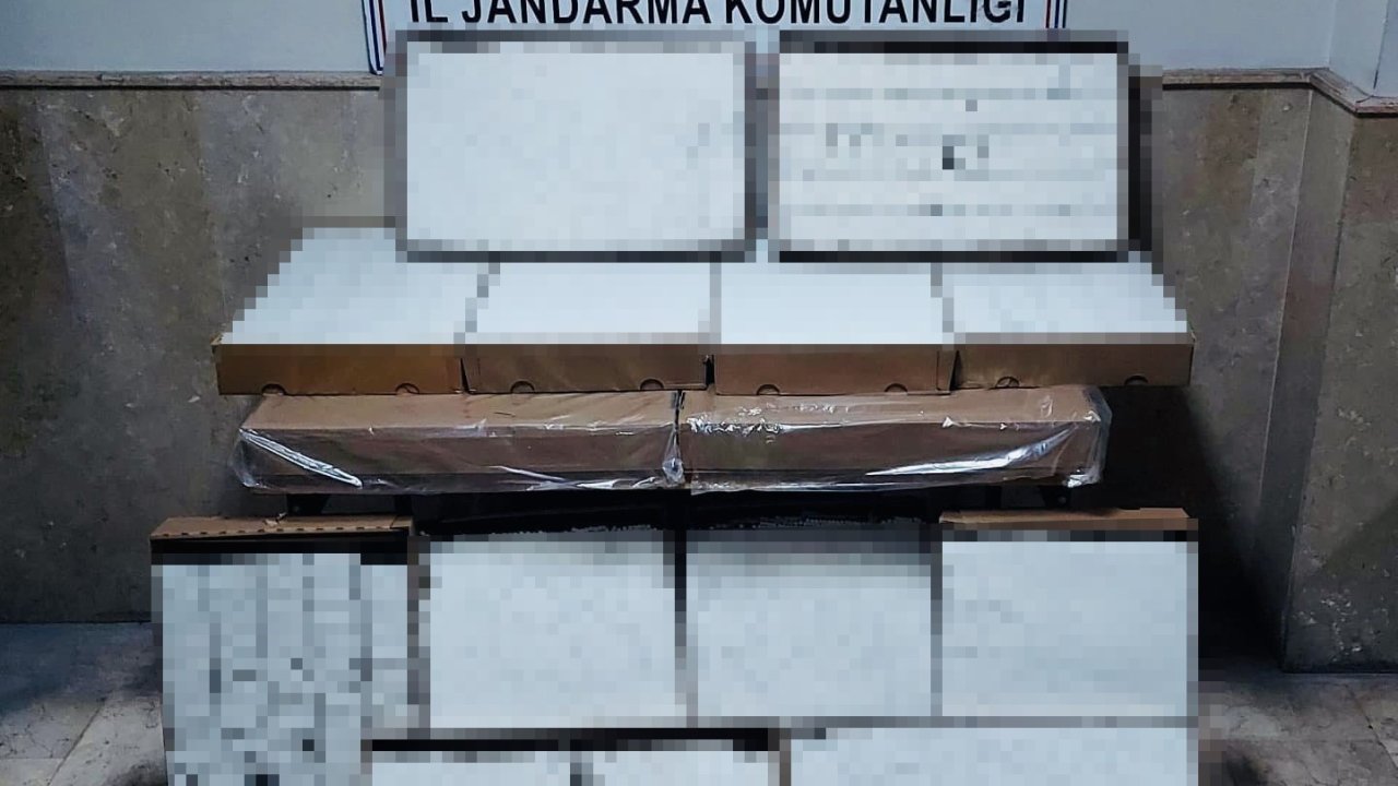 Yolcu otobüsünde 87 bin dolu makaron ele geçirildi