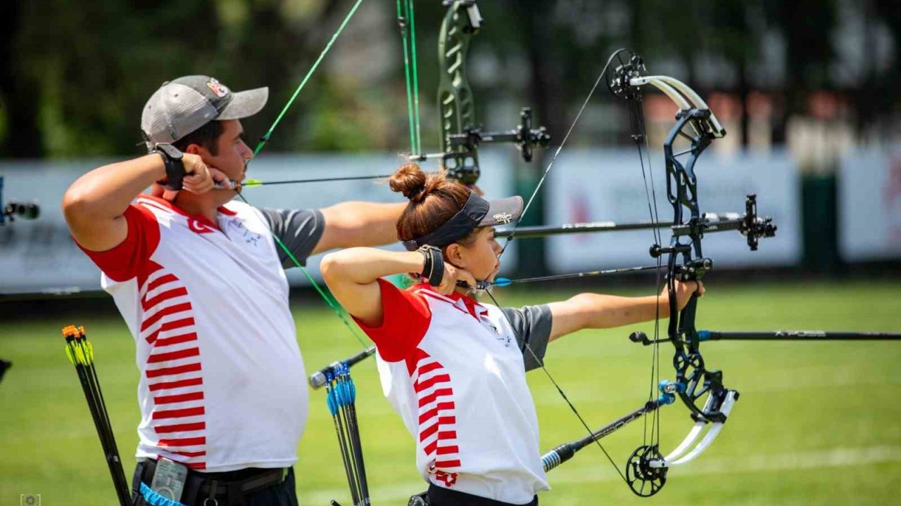 Büyükşehir okçularından Dünya Kupası’nda büyük başarı