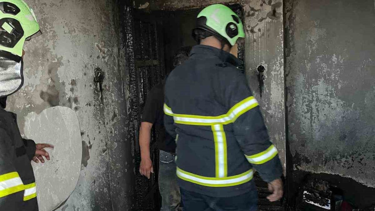 Eğirdir’de soğuk hava deposunda yangın paniği