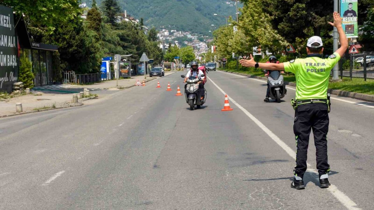 Ordu’da 9 günde 22 bine yakın araç ve sürücüsü denetledi