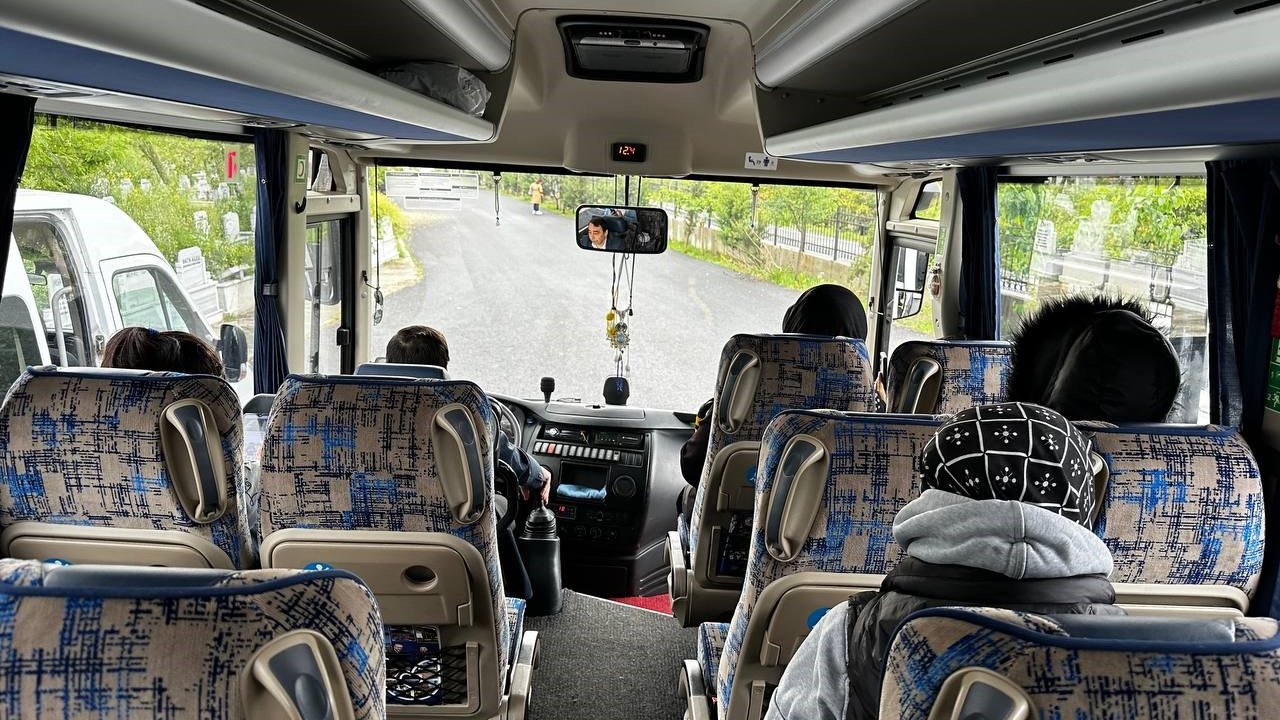 Kağıthane Belediyesi’nden vatandaşlara kabir ziyareti kolaylığı