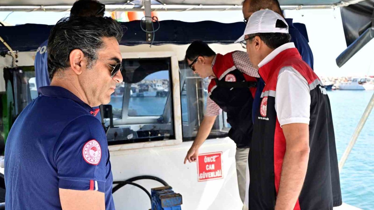 İzmir’de balıkçılara yönelik denetimlerde ceza yağdı