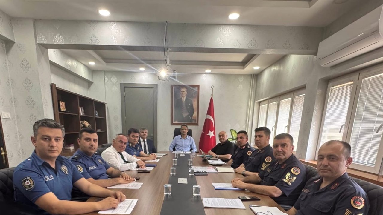 Çaycuma’da ilk kez yapılacak olan YKS sınavı için toplandılar