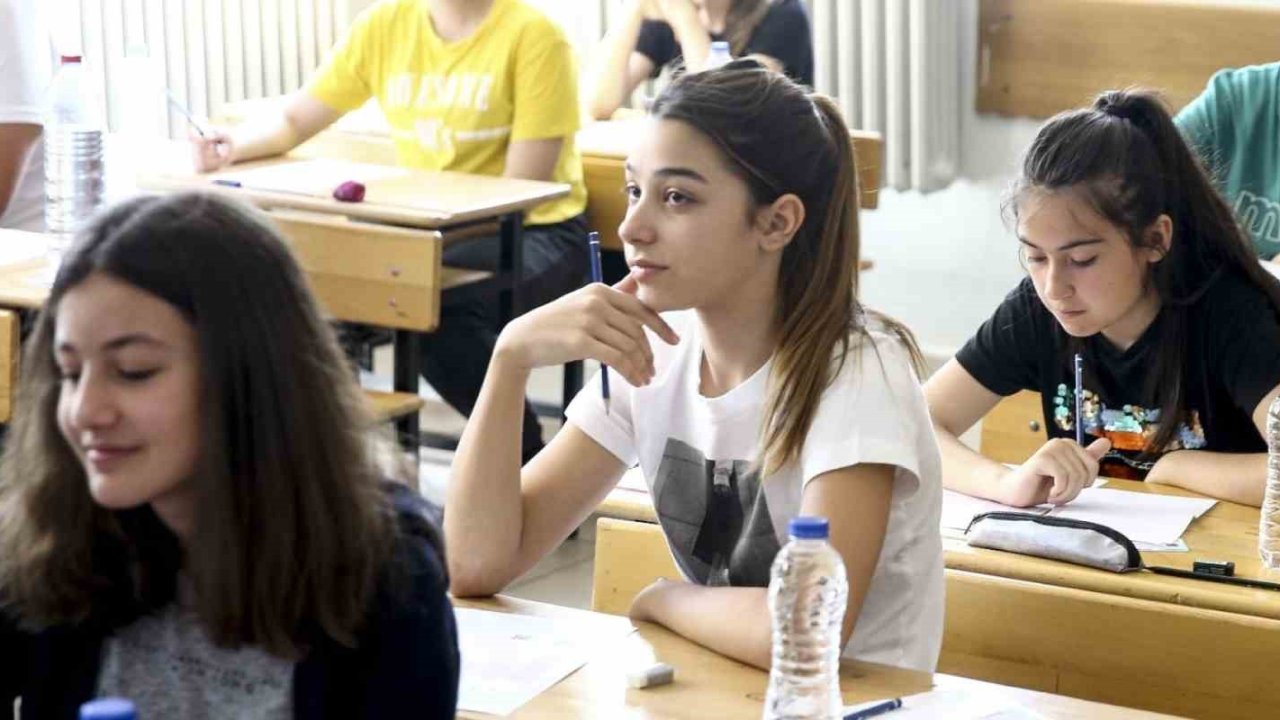 Erzincan’da LGS heyecanı; 2 bin 539 öğrenci sınava girecek