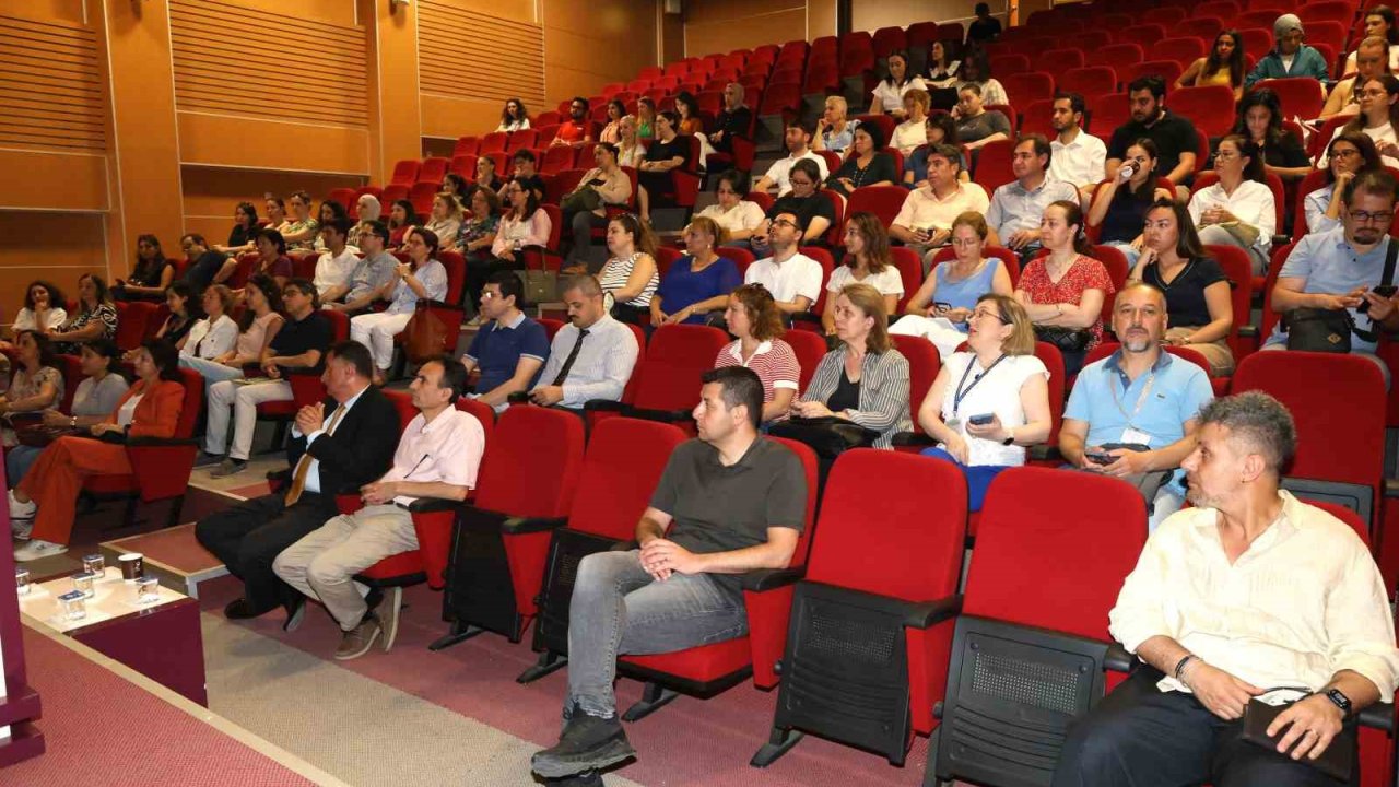 Uludağ Tematik Kahve Günleri’nde "Biyomalzemeler" konuşuldu