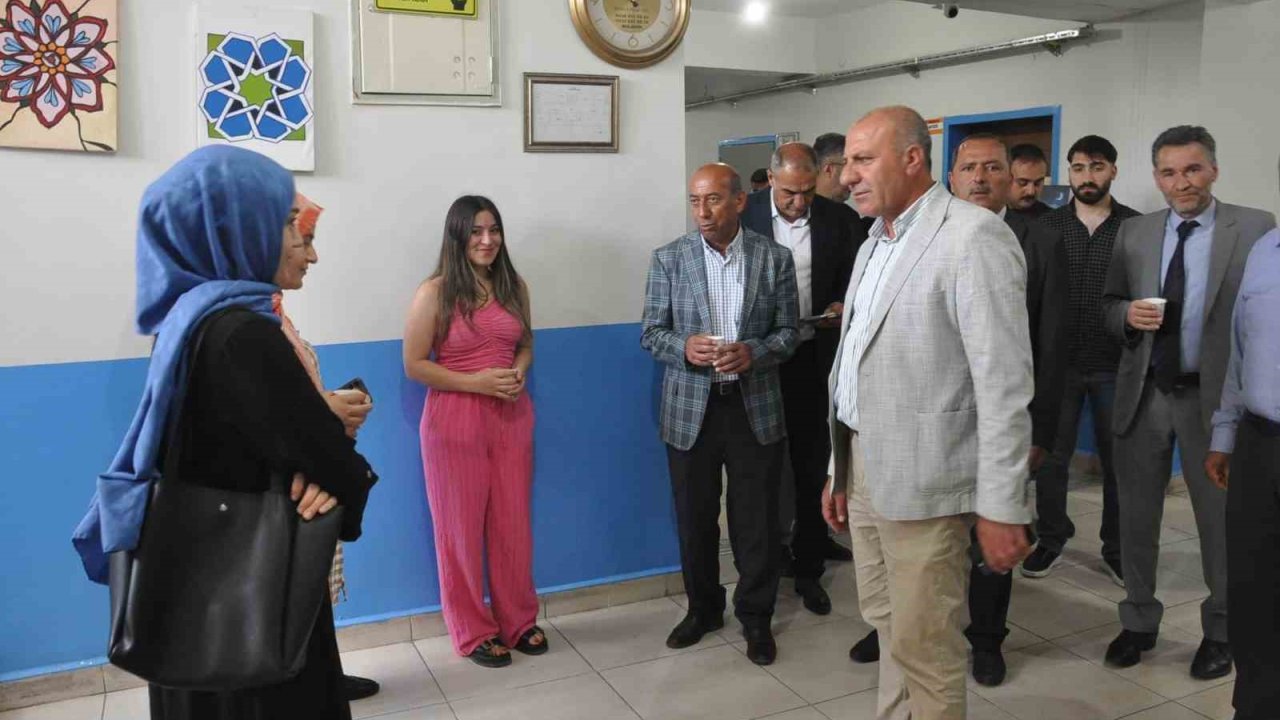 Bulanık Said Nursi Anadolu Lisesi öğrencilerinden etkileyici sergi