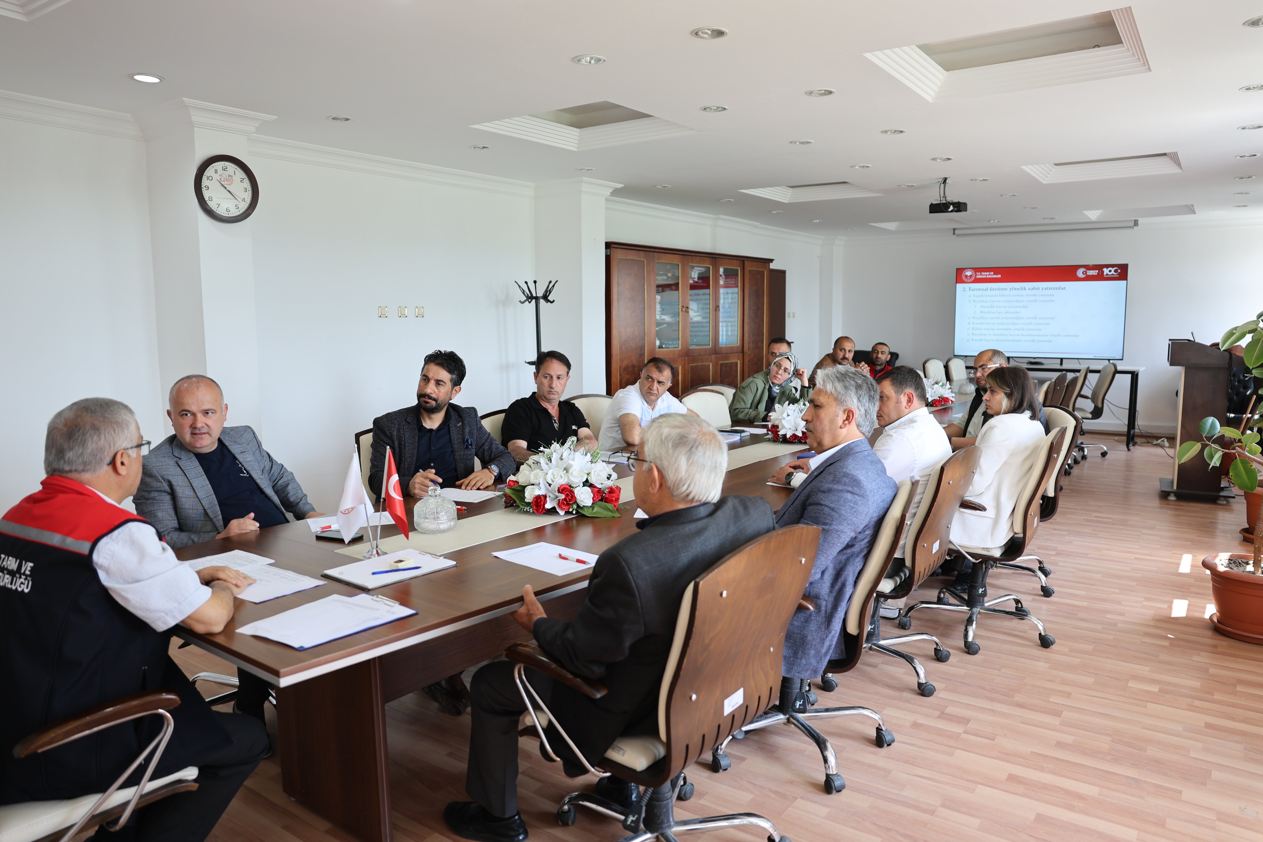 Kars’ta Kırsal Kalkınma Yatırımları İçin Bilgilendirme Toplantısı Düzenlendi