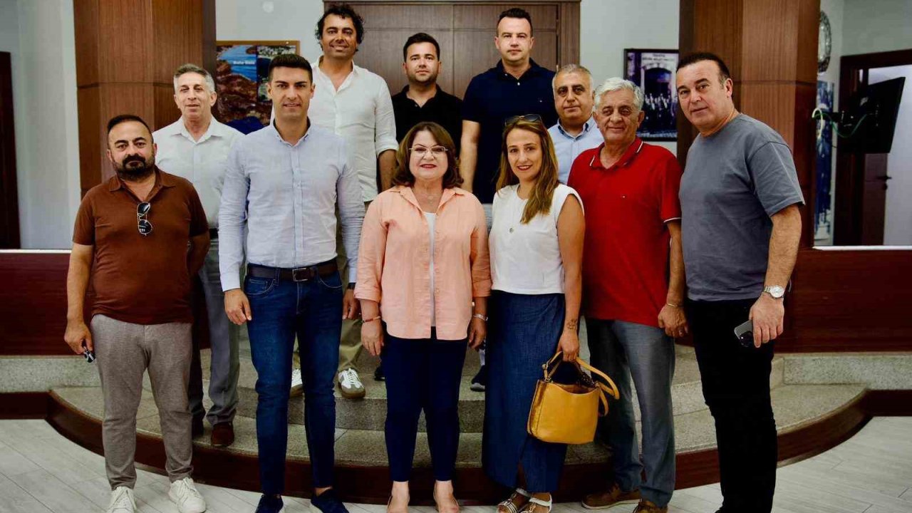 Başkan Gençay turizmcileri ağırladı