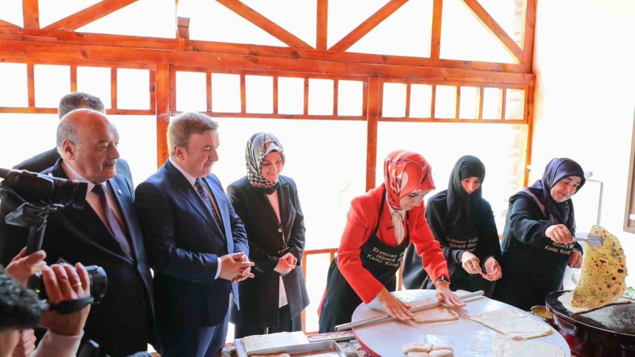 Hünerli Eller Kadın Kooperatifi yeni hizmet binası açıldı