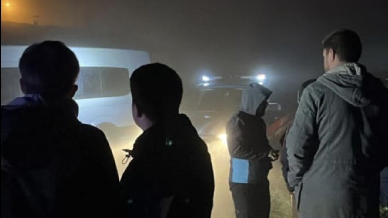 Demirkapı Yaylası’nda sisten yönlerini şaşıran dağcıların imdadına jandarma ve AFAD yetişti