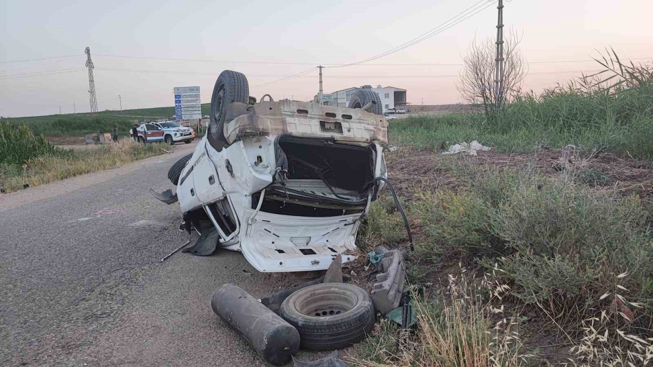 Diyarbakır’da otomobil devrildi: 1 ölü, 4 yaralı